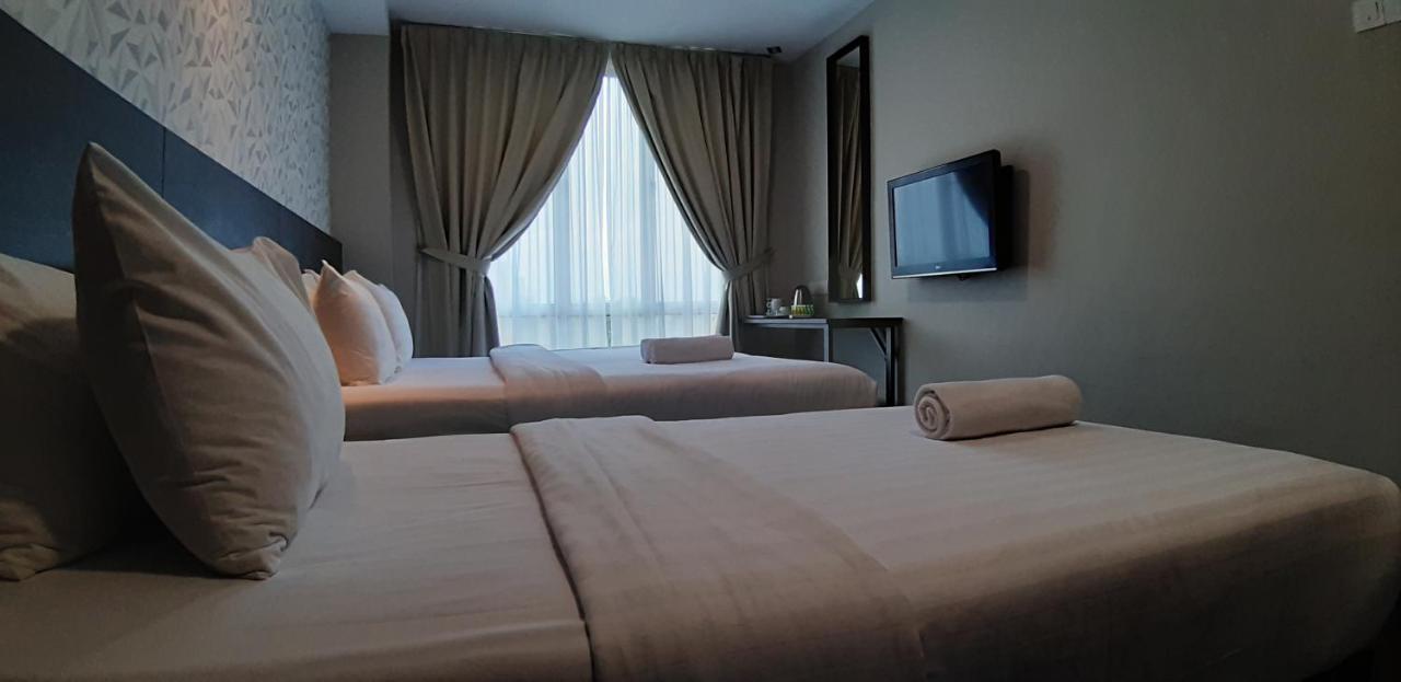 Miico Hotel @ Mount Austin Johor Bahru Exterior foto